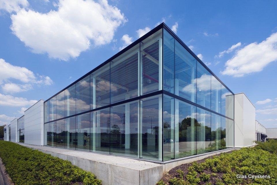 Commercial glazing installation